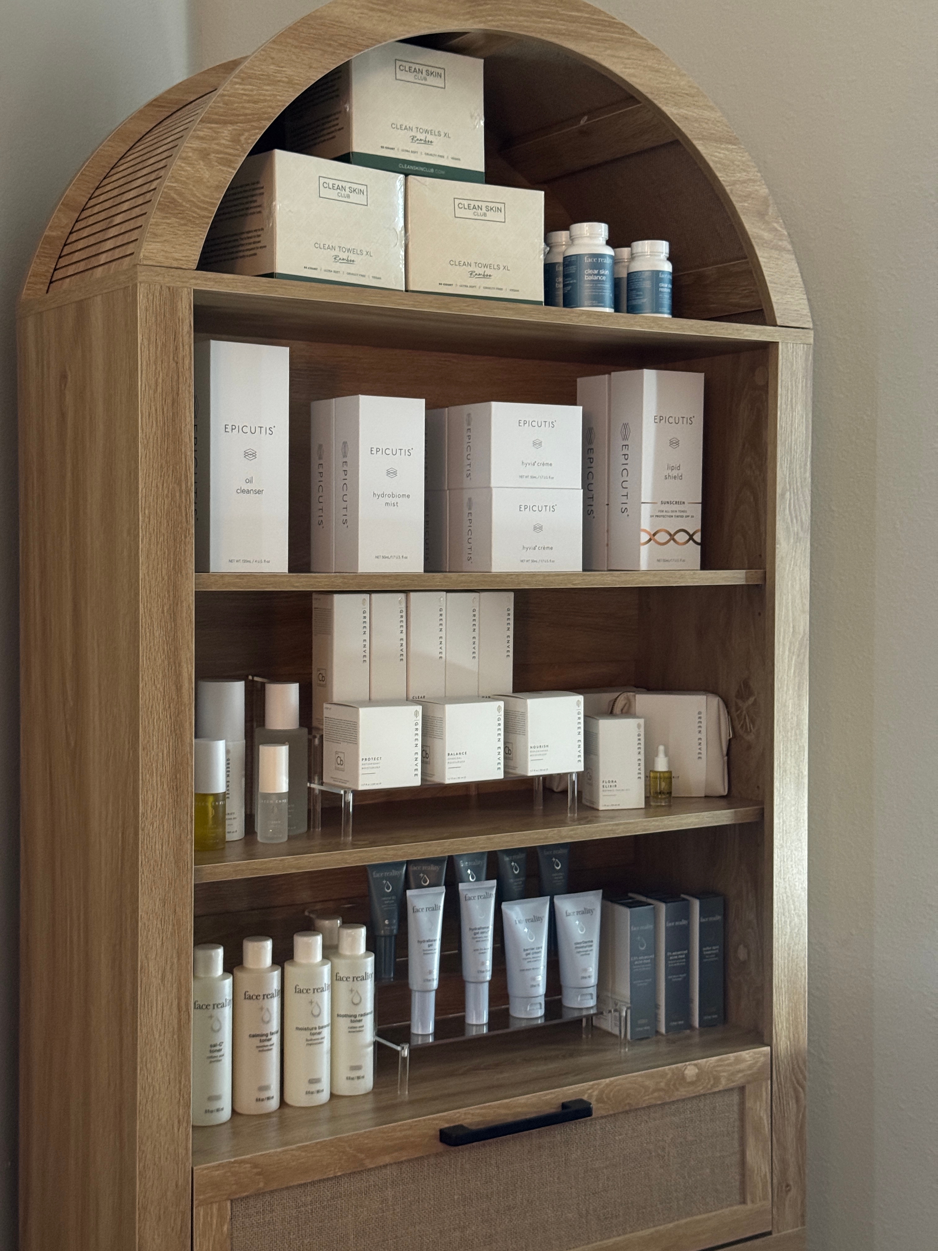 Ashlee Black Esthetics product curation
